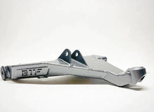 Load image into Gallery viewer, 3rd Gen 4Runner / 1st Gen Tacoma Lower Control Arms