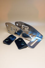 Load image into Gallery viewer, 96-02 3rd Gen 4Runner Rear Hatch Light Brackets